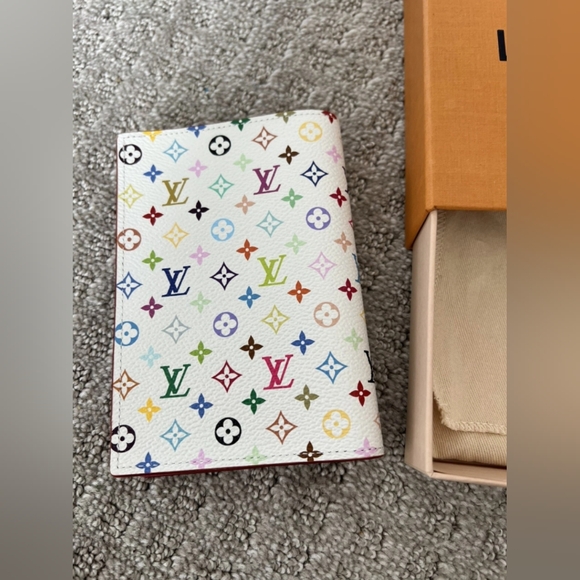 LV x TM Passport Cover - Picture 1 of 6